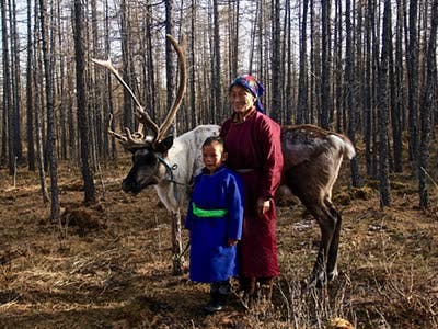 REINDEER HERDER FAMILY PHOTOGRAPHY TOUR  /9 DAYS/